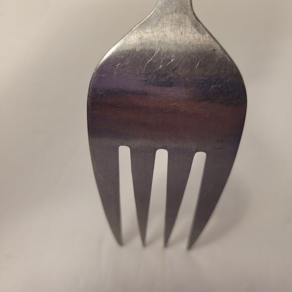 Present 1776 Stainless Serving Fork Center Ridge Satin Flatware Pre-Owned Korea - Picture 5 of 11